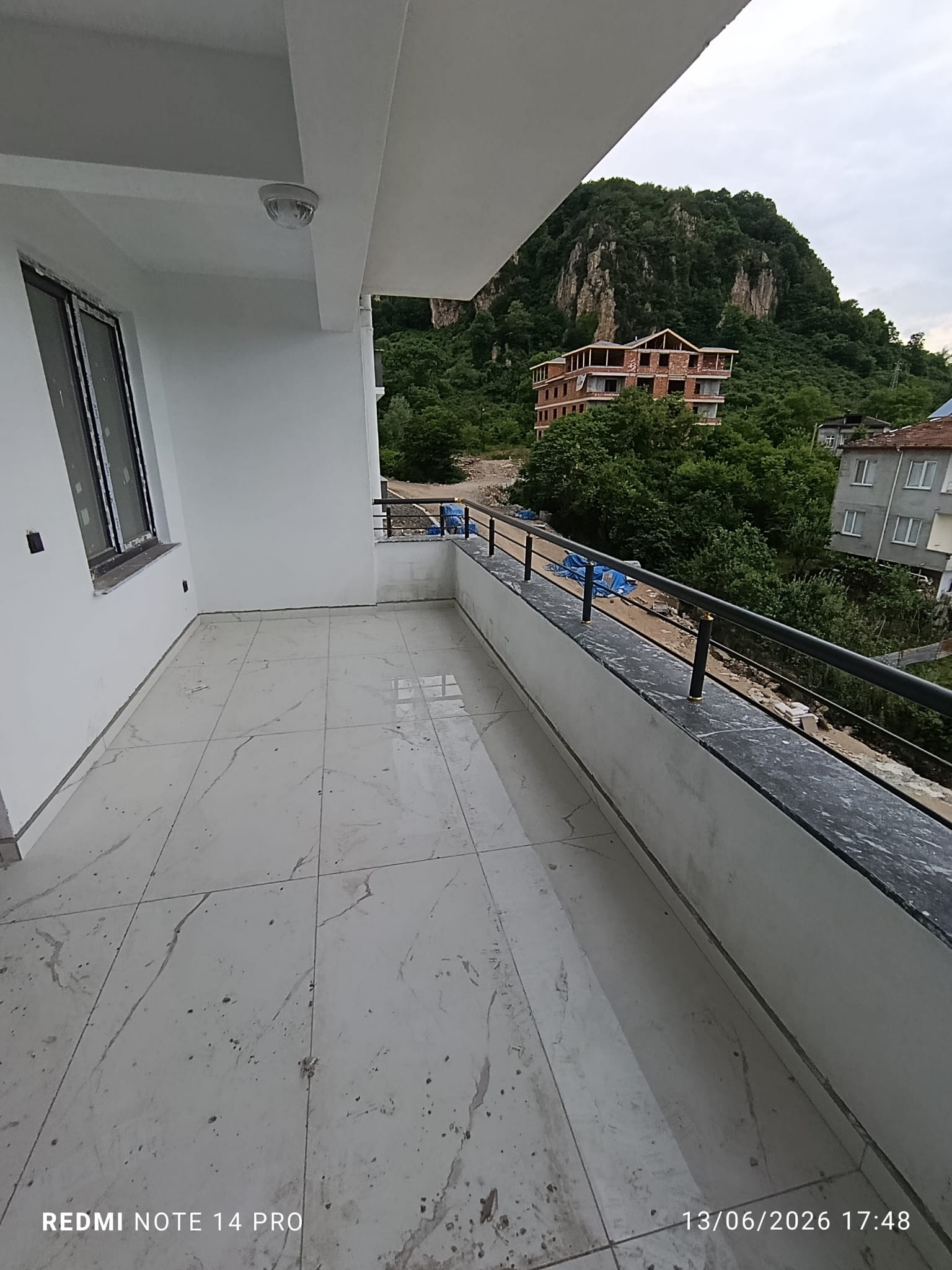 DOLUNAY MAH. SERENİTY SİTESİ 2 KAT B/1 BLOKTA ACİL SATILIK DAİRE